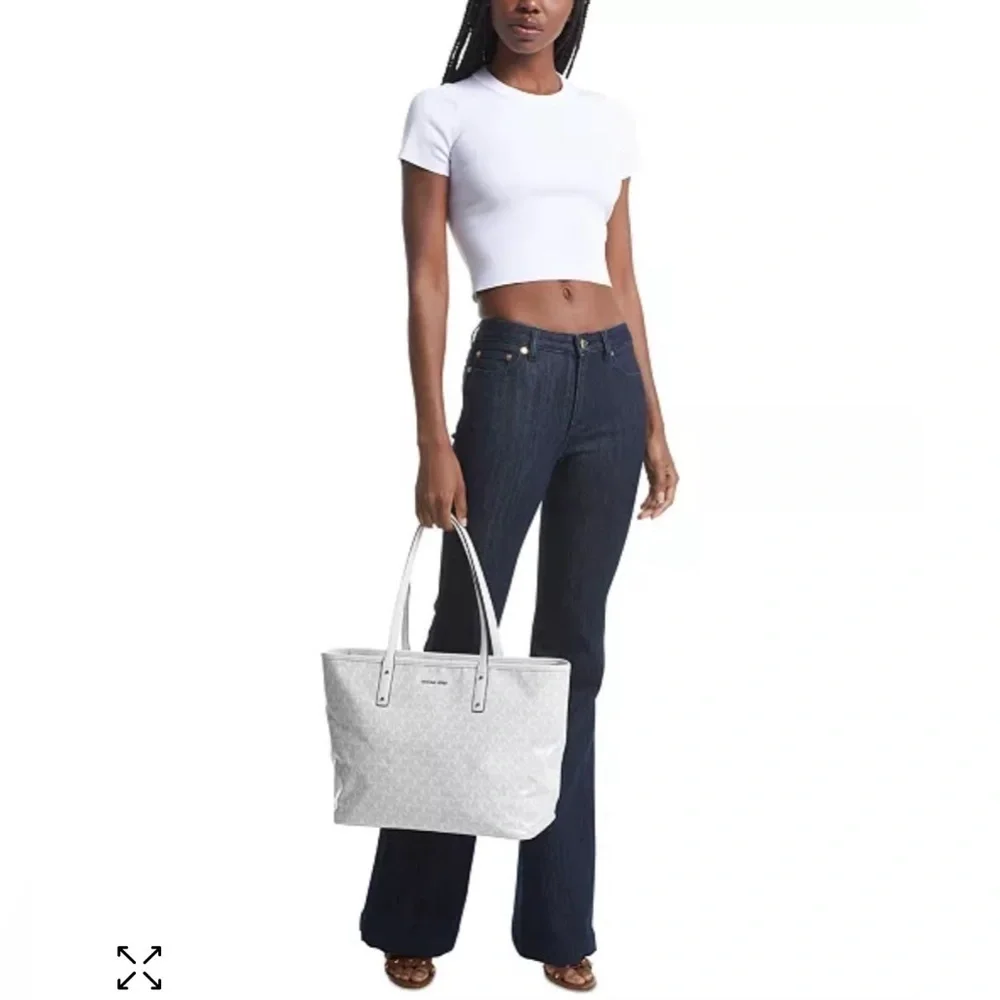 MICHAEL Michael Kors star logo